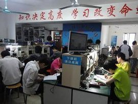 廣州聯(lián)合電腦維修學(xué)校 培養(yǎng)專(zhuān)業(yè)計(jì)算機(jī)維修人才